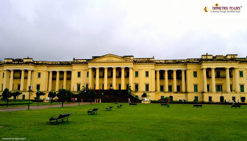 hazarduari-palace-mushidabad