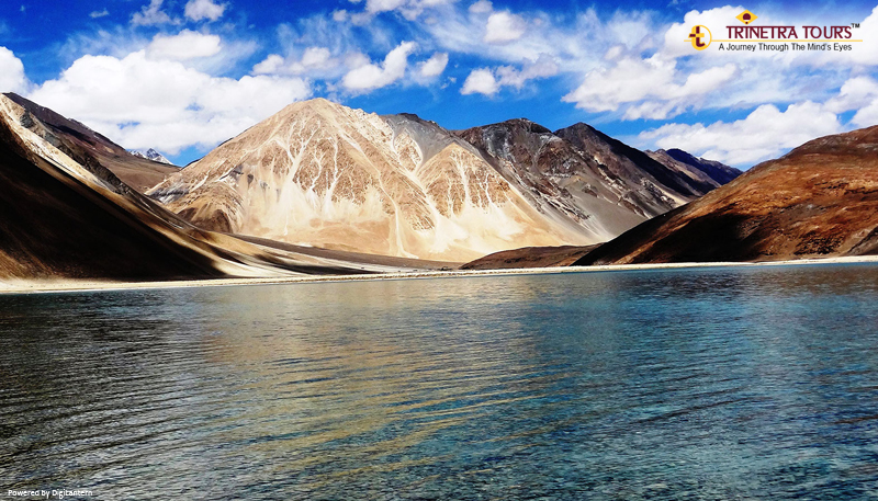 ladakh-surreal-lakes